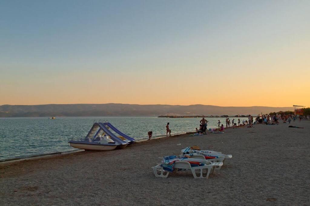 Sara Apartment Punta Omis Near Sandy Beach エクステリア 写真